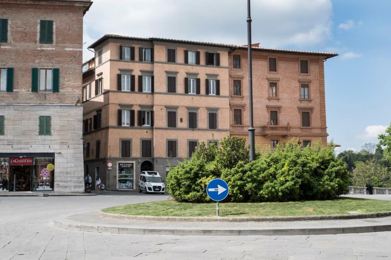 B&B Paradiso N.4 Siena Exterior photo